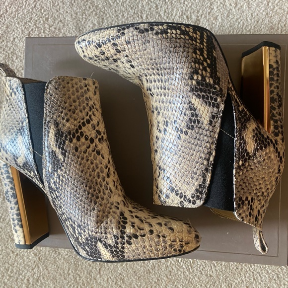 Snakeprint booties - Picture 1 of 4